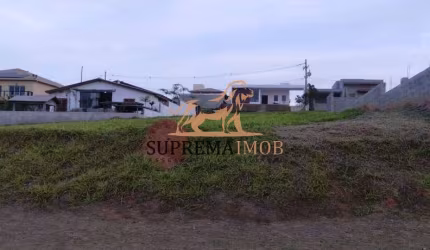 Terreno à venda, 800 m² por R$ 240.000,00 - Condomínio Village Araçoiaba - Araçoiaba da Serra/SP