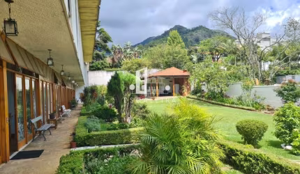Linda Casa em Condomínio à Venda em Teresópolis-RJ, Bairro Alto: 3 quartos, 4 banheiros, 1 vaga, 113,20 m² de área.