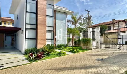 CASA À VENDA NO BAIRRO TIJUCA NA CIDADE DE TERESÓPOLIS RJ