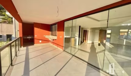 CASA DUPLEX DE CONDOMÍNIO À VENDA NA CIDADE DE TERESÓPOLIS RJ