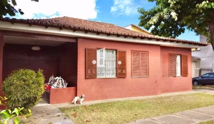 CASA À VENDA EM CABO FRIO RJ