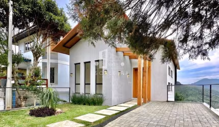 Casa à venda em Albuquerque na cidade de Teresópolis Rj!
