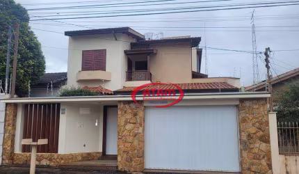 RESIDÊNCIA DE ALTO PADRÃO NO BAIRRO CHÁCARA JUNQUEIRA EM TATUÍ