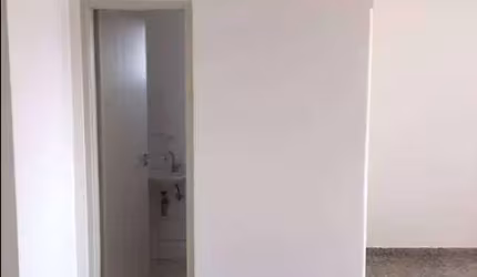 CONJUNTO COMERCIAL EM FRENTE AO HOSPITAL DO MANDAQUI