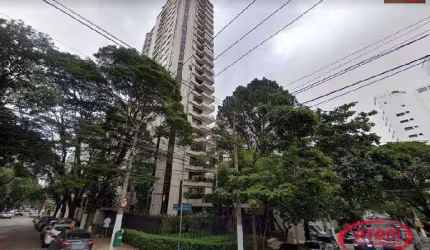Alto Padrão em Moema com 4 dorm. 3 vgs. 267m² au