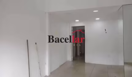 Ponto comercial para alugar na Rua Hermengarda, Méier, Rio de Janeiro, 99 m2 por R$ 12.500
