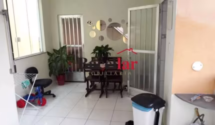 Casa com 2 quartos à venda na Rua Duarte de Azevedo, Madureira, Rio de Janeiro, 90 m2 por R$ 300.000