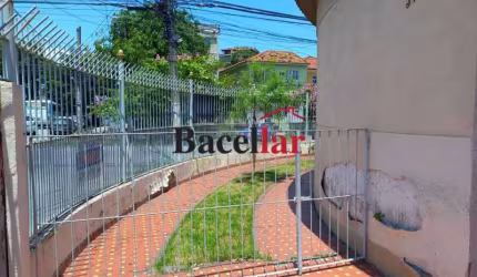 Casa com 2 quartos à venda na Rua das Verbenas, Vila Valqueire, Rio de Janeiro, 341 m2 por R$ 799.990