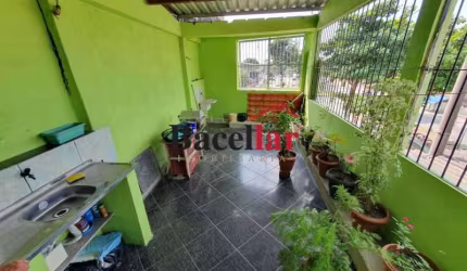 Casa com 2 quartos à venda na Rua Monclaro Mena Barreto, Vila Valqueire, Rio de Janeiro, 62 m2 por R$ 150.000