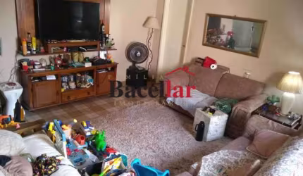 Casa com 5 quartos à venda na Rua Cândido Benício, Campinho, Rio de Janeiro, 342 m2 por R$ 1.250.000