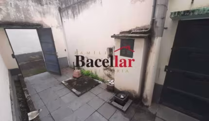Casa comercial com 17 salas à venda na Rua Carlos Costa, Riachuelo, Rio de Janeiro, 546 m2 por R$ 450.000