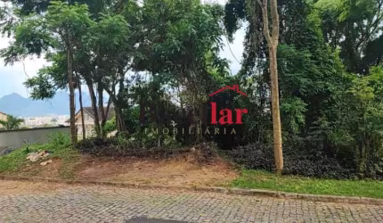 Terreno à venda na Estrada da Boiuna, Taquara, Rio de Janeiro, 605 m2 por R$ 330.000