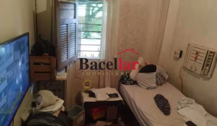 Terreno em condomínio fechado à venda na Rua Amalfi, Lins de Vasconcelos, Rio de Janeiro, 306 m2 por R$ 180.000