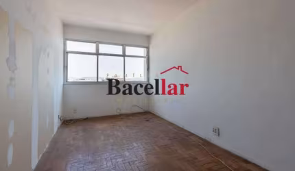 Apartamento com 2 quartos à venda na Rua Carolina Santos, Lins de Vasconcelos, Rio de Janeiro, 60 m2 por R$ 198.000