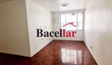 Apartamento com 2 quartos à venda na Rua São Miguel, Tijuca, Rio de Janeiro, 65 m2 por R$ 270.000