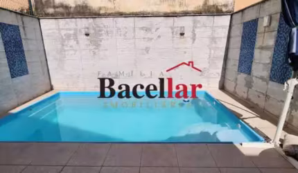 Casa com 4 quartos à venda na Rua Cachambi, Cachambi, Rio de Janeiro, 118 m2 por R$ 850.000