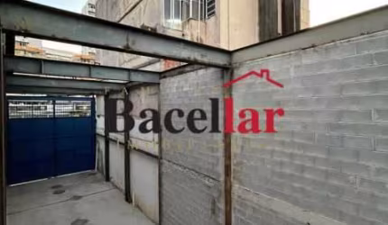 Barracão / Galpão / Depósito à venda na Avenida Dom Hélder Câmara, Pilares, Rio de Janeiro, 600 m2 por R$ 3.330.000