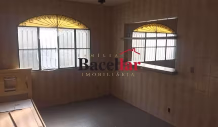 Casa com 5 quartos à venda na Rua Chaves Pinheiro, Cachambi, Rio de Janeiro, 453 m2 por R$ 500.000