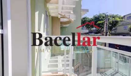 Apartamento com 3 quartos à venda na Rua Caetano da Silva, Cascadura, Rio de Janeiro, 81 m2 por R$ 280.000