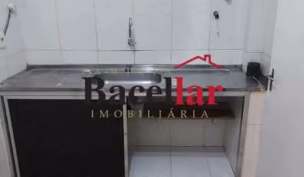 Apartamento com 2 quartos à venda na Rua Barão de Petrópolis, Rio Comprido, Rio de Janeiro, 75 m2 por R$ 345.000