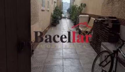 Kitnet / Stúdio à venda na Rua Miguel Cervantes, Cachambi, Rio de Janeiro, 30 m2 por R$ 90.000
