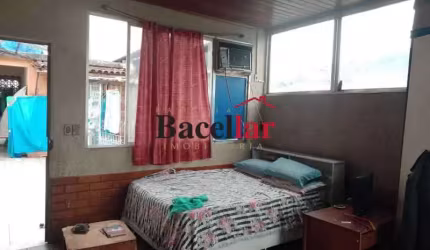 Casa com 7 quartos à venda na Rua Carolina Reidner, Catumbi, Rio de Janeiro, 160 m2 por R$ 650.000