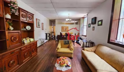 Casa com 6 quartos à venda na Travessa Muratori, Santa Teresa, Rio de Janeiro, 220 m2 por R$ 950.000