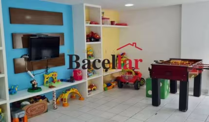 Apartamento com 3 quartos à venda na Estrada do Bananal, Freguesia (Jacarepaguá), Rio de Janeiro, 74 m2 por R$ 555.000