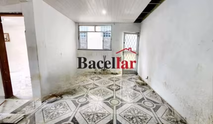 Casa com 2 quartos à venda na Rua Sarandi, Jacaré, Rio de Janeiro, 70 m2 por R$ 170.000