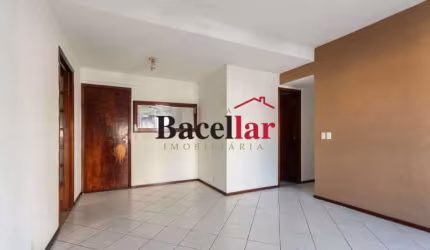 Apartamento com 3 quartos à venda na Rua Paulo Silva Araújo, Méier, Rio de Janeiro, 76 m2 por R$ 399.000