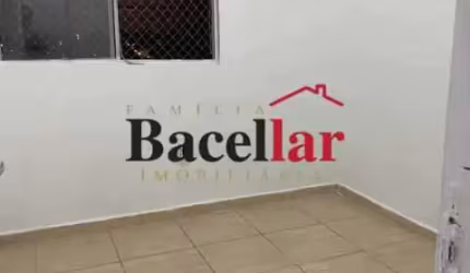 Apartamento com 2 quartos à venda na Rua General Clarindo, Engenho de Dentro, Rio de Janeiro, 48 m2 por R$ 180.000