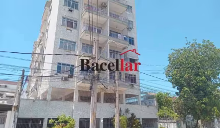 Apartamento com 3 quartos à venda na Rua Moreira Sampaio, Méier, Rio de Janeiro, 114 m2 por R$ 320.000