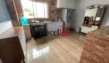 Casa com 3 quartos à venda na Rua São Gabriel, Cachambi, Rio de Janeiro, 120 m2 por R$ 460.000