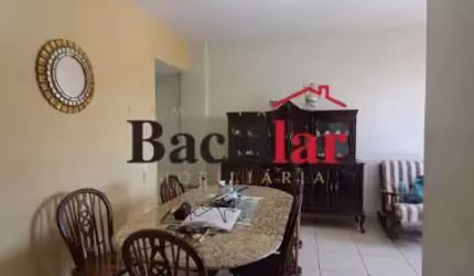 Apartamento com 3 quartos à venda na Rua Doutor Bulhões, Engenho de Dentro, Rio de Janeiro, 80 m2 por R$ 320.000