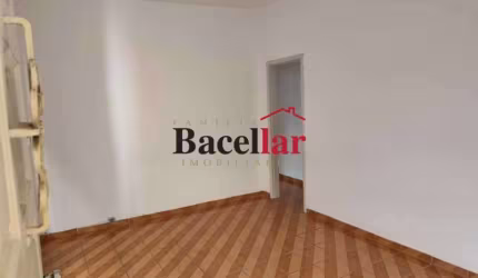 Apartamento com 2 quartos à venda na Rua Meira, Piedade, Rio de Janeiro, 63 m2 por R$ 150.000