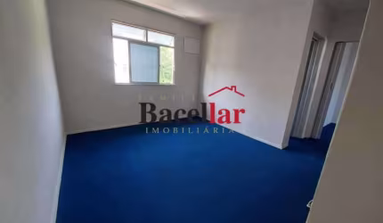 Apartamento com 2 quartos à venda na Rua Paulo Pires, Tomás Coelho, Rio de Janeiro, 45 m2 por R$ 130.000