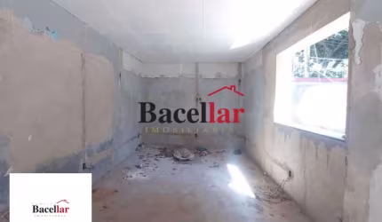 Casa comercial com 1 sala à venda na Rua Adail, Bonsucesso, Rio de Janeiro, 125 m2 por R$ 350.000