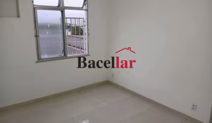 Apartamento com 2 quartos à venda na Rua José dos Reis, Inhaúma, Rio de Janeiro, 48 m2 por R$ 135.000