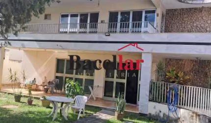 Casa com 4 quartos à venda na Rua Professor Veríssimo da Costa, Jardim Guanabara, Rio de Janeiro, 300 m2 por R$ 1.500.000