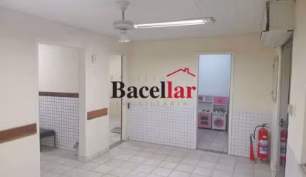 Prédio com 10 salas para alugar na Rua Baltazar Lisboa, Vila Isabel, Rio de Janeiro, 200 m2 por R$ 3.800