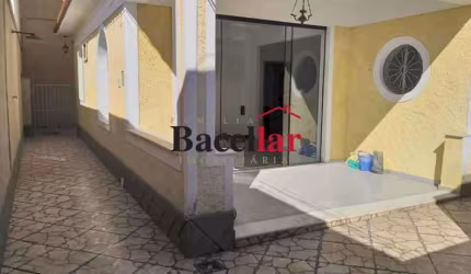 Casa em condomínio fechado com 3 quartos à venda na Rua Guarabira, Todos os Santos, Rio de Janeiro, 278 m2 por R$ 750.000