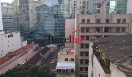 Ponto comercial com 1 sala à venda na Rua Alcindo Guanabara, Centro, Rio de Janeiro, 23 m2 por R$ 140.000