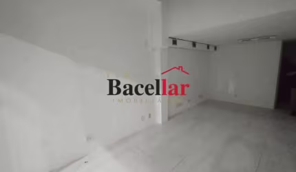 Ponto comercial com 1 sala para alugar na Rua Hermengarda, Méier, Rio de Janeiro, 42 m2 por R$ 950