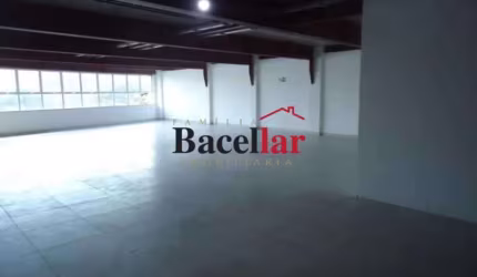 Prédio para alugar na Rua Dias da Cruz, Méier, Rio de Janeiro, 450 m2 por R$ 60.000