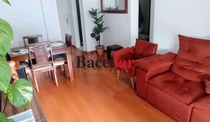 Apartamento com 2 quartos à venda na Rua Delfim Carlos, Olaria, Rio de Janeiro, 59 m2 por R$ 210.000