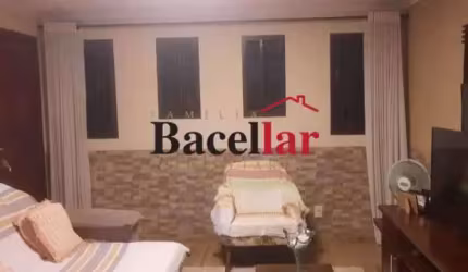 Casa em condomínio fechado com 2 quartos à venda na Rua Bore, Vila Valqueire, Rio de Janeiro, 90 m2 por R$ 430.000