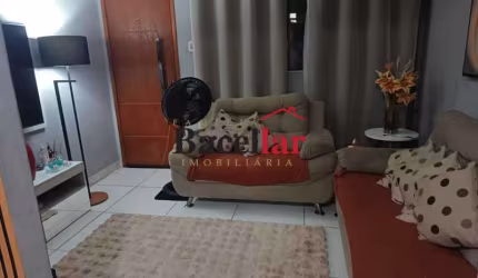 Apartamento com 3 quartos à venda na Rua André Azevedo, Olaria, Rio de Janeiro, 46 m2 por R$ 340.000