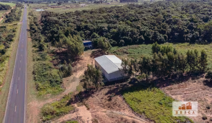 Chácara com 2 dormitórios à venda, 12458 m² por R$ 989.000,00 - Zona Rural - Navirai/MS