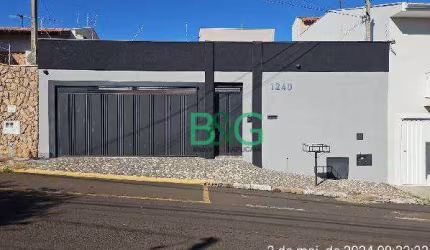Casa com 3 dormitórios à venda, 181 m² por R$ 857.315,19 - Jardim Consolação - Franca/SP