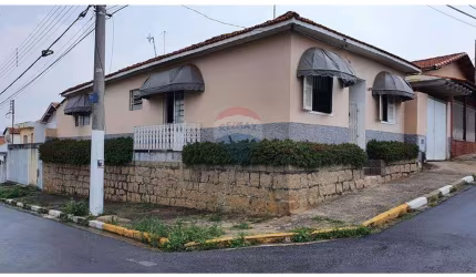 CASA A VENDA DE ESQUINA NO BAIRRO SANTA LIBANIA - Bragança Paulista